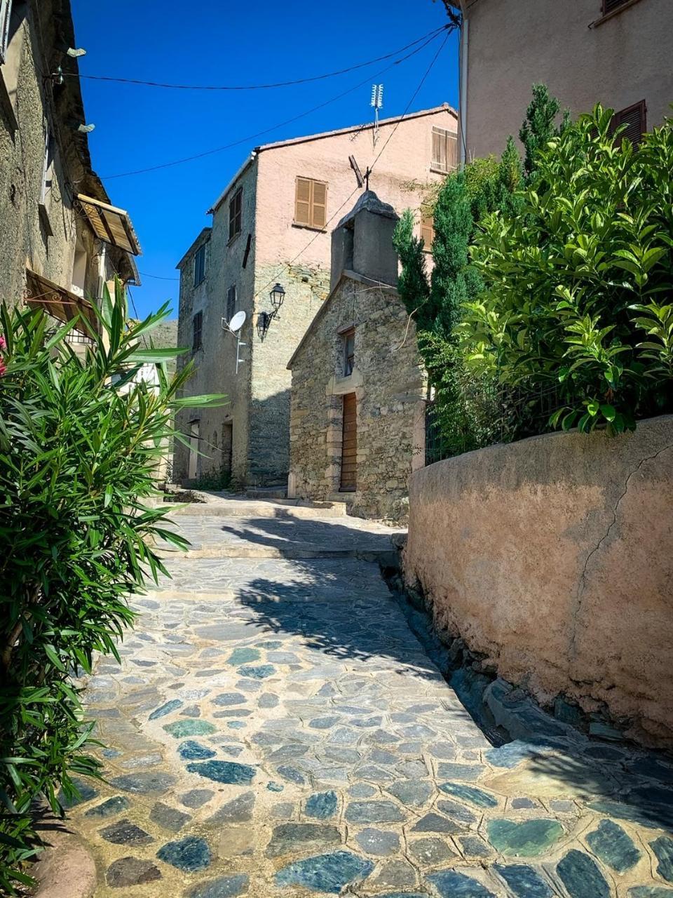 Nuits Magiques Au Village Entre Mer Et Montagnes Bigorno Exterior foto