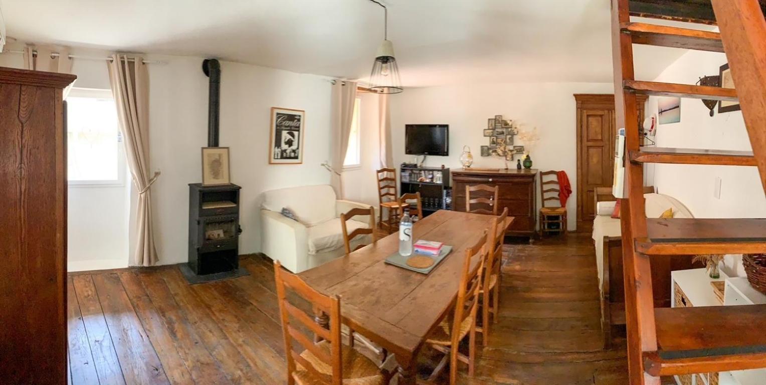Nuits Magiques Au Village Entre Mer Et Montagnes Bigorno Habitación foto